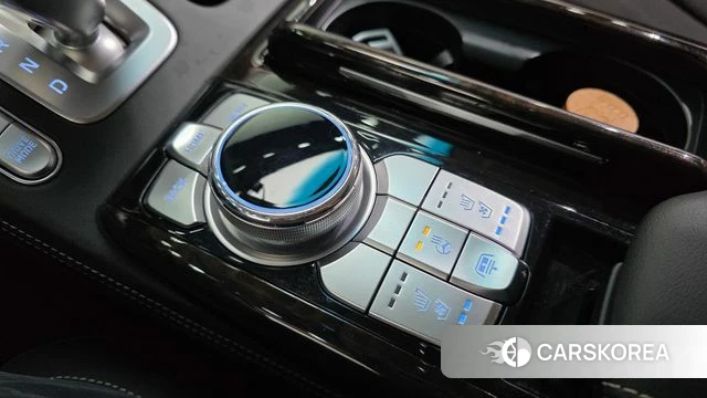 Genesis G90 id 4520153 из Кореи 19