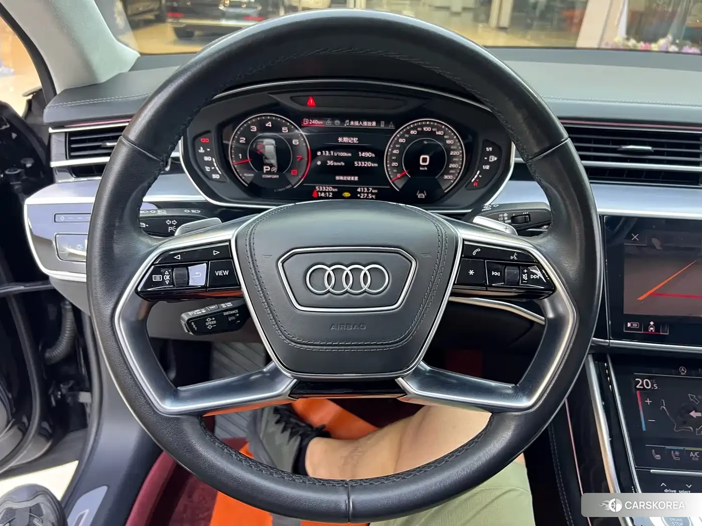 Audi A8 id 4559604 из Китая 19
