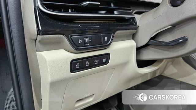 Kia The New Carnival 4th Generation id 4645322 из Кореи 19