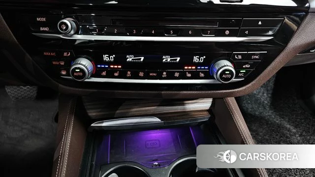 BMW 5 Series (G30) id 4351196 из Кореи 19