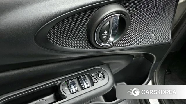 Mini Cooper D Clubman id 4304733 из Кореи 19