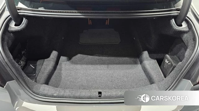BMW 5 Series (G30) id 4917645 из Кореи 20
