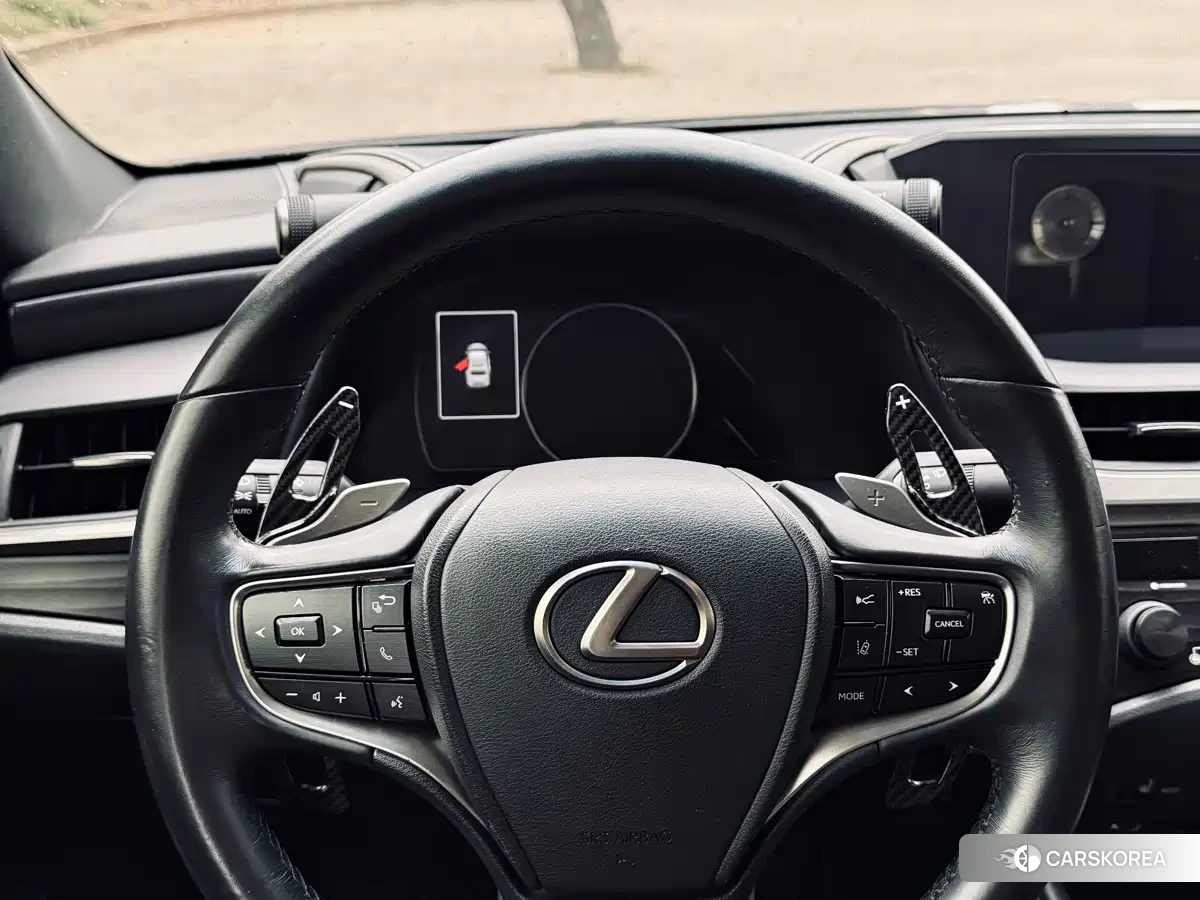 Lexus ES id 4576509 из Китая 20