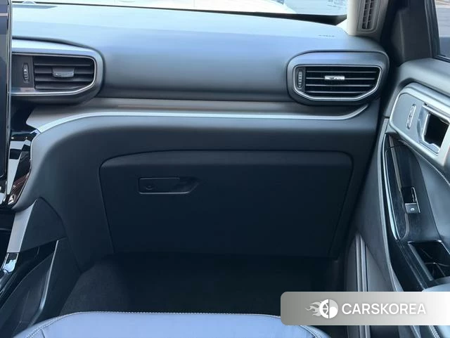 Ford Explorer id 4387634 из Китая 20