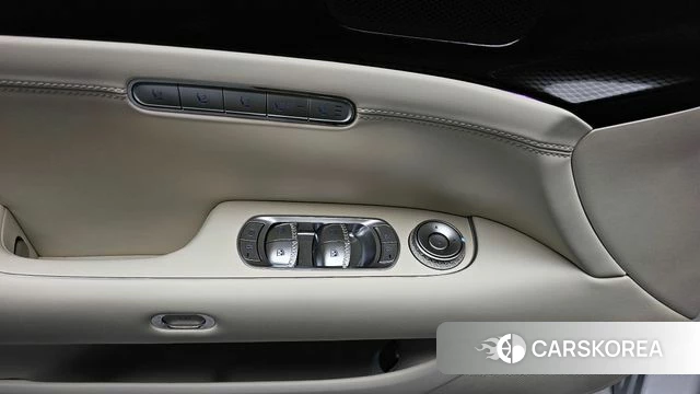 Genesis G90 (RS4) id 4468292 из Кореи 20