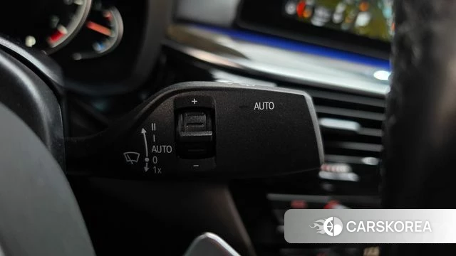 BMW 5 Series (G30) id 4918875 из Кореи 20