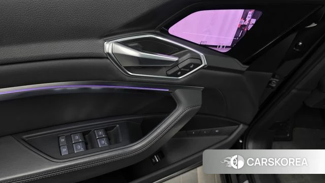 Audi e-Tron id 4585143 из Кореи 20