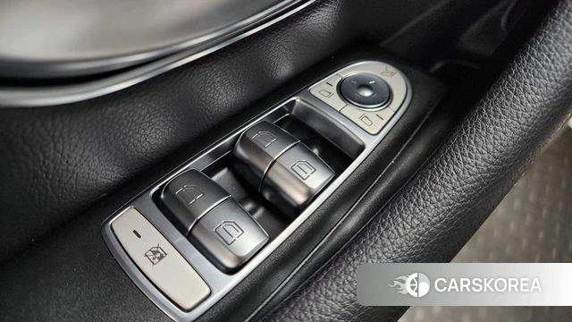 Mercedes-Benz E-Class W213 id 4520950 из Кореи 20