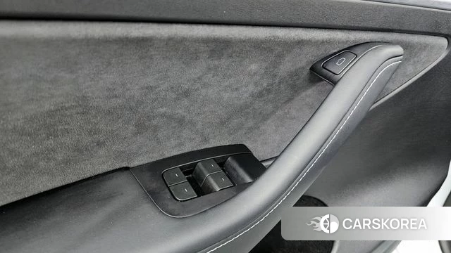 Tesla Model Y id 4280881 из Кореи 20