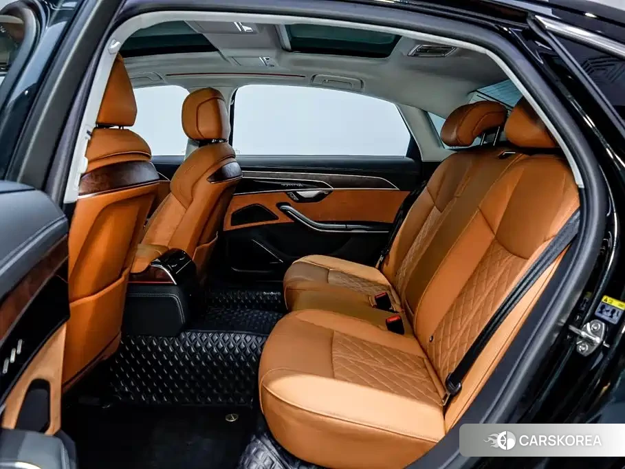 Audi A8 id 4659787 из Китая 20
