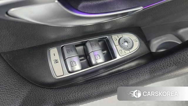 Mercedes-Benz E-Class W213 id 4872353 из Кореи 20