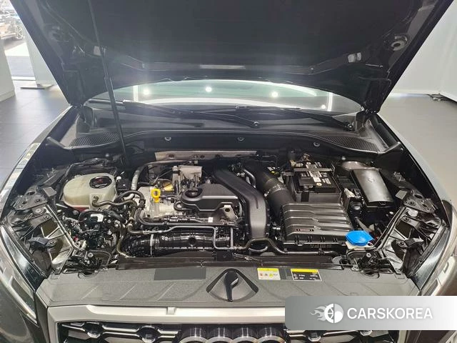 Audi Q2L id 4261532 из Китая 20
