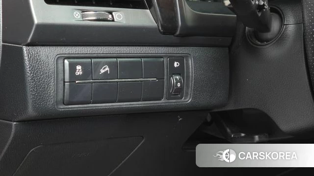 Ssangyong The New Rexton Sports Cannes id 4383284 из Кореи 20