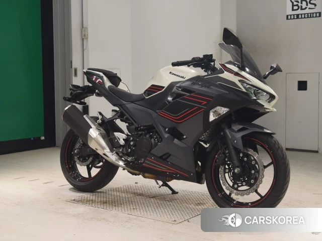 Kawasaki NINJA 400 id 3947008 из Японии 20