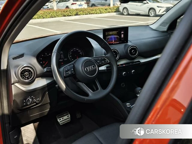 Audi Q2L id 4209678 из Китая 20