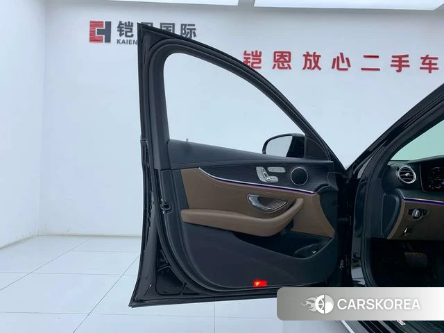 Mercedes-Benz E-class id 4290712 из Китая 20