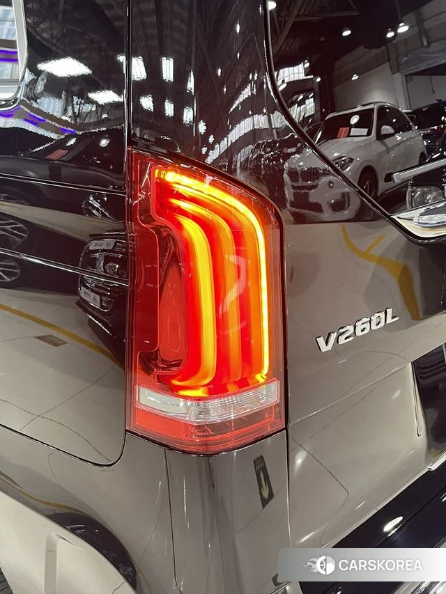 Mercedes-Benz V-class id 4264912 из Китая 20