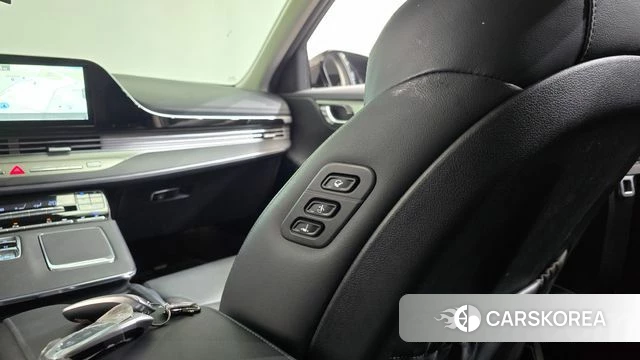 Hyundai The New Grandeur IG Hybrid id 4410295 из Кореи 20