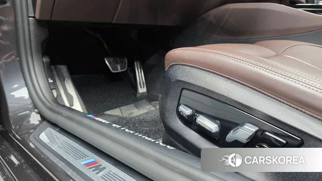 BMW 5 Series (G30) id 4641928 из Кореи 20