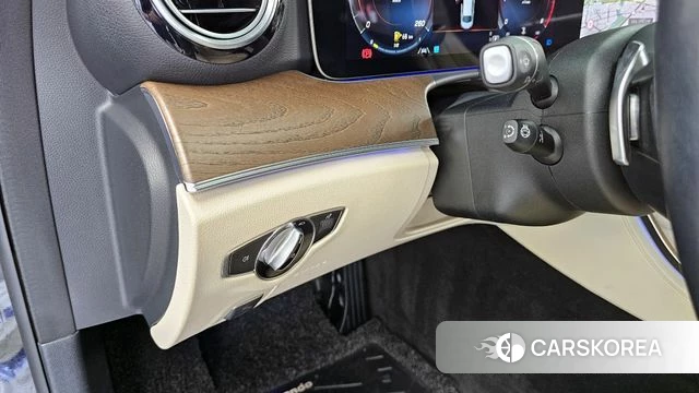 Mercedes-Benz E-Class W213 id 4401814 из Кореи 20