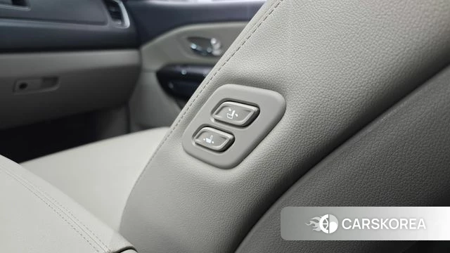 Kia The New Carnival id 4895425 из Кореи 20
