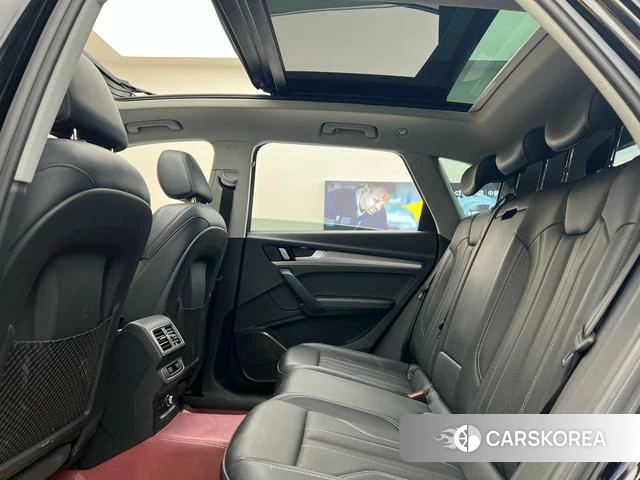 Audi Q5L id 4259250 из Китая 20