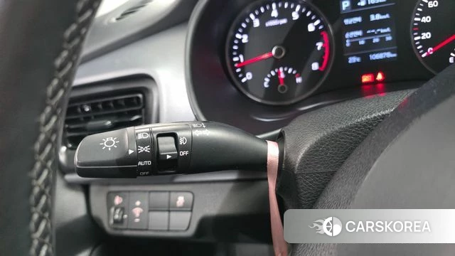 Kia Stonic id 4543550 из Кореи 20