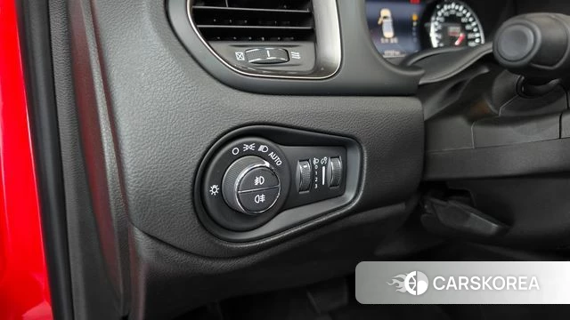 Jeep Renegade id 4415676 из Кореи 20