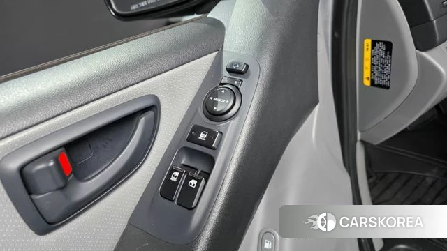 Hyundai The New Grand Starex id 4703437 из Кореи 20