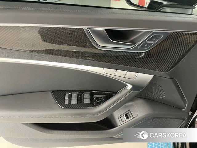 Audi A6L id 4208166 из Китая 20