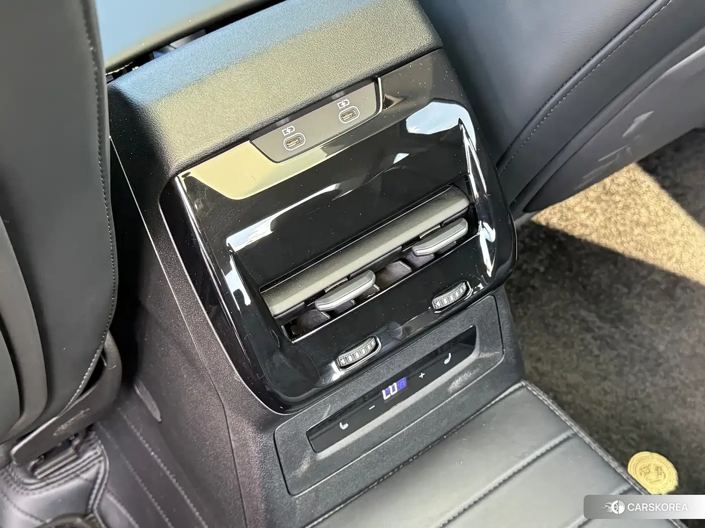 Audi A5L id 4644489 из Китая 20