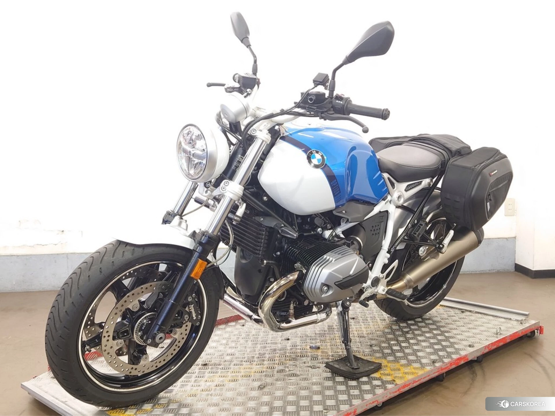 BMW R NINE T PURE id 4191733 из Японии 20