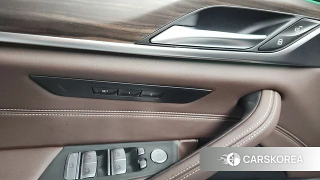 BMW 5 Series (G30) id 4362027 из Кореи 20