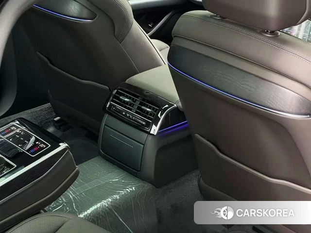 Audi A8 id 4392405 из Китая 20
