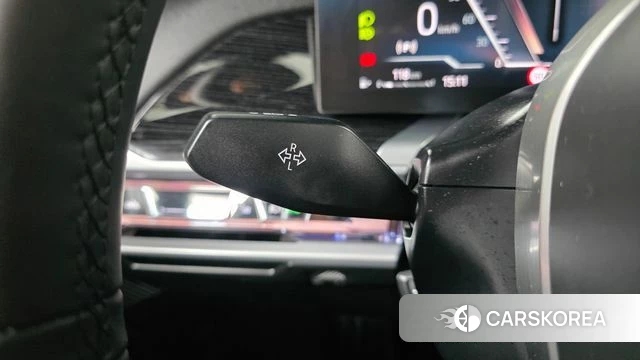 BMW 7 Series (G70) id 4222561 из Кореи 20