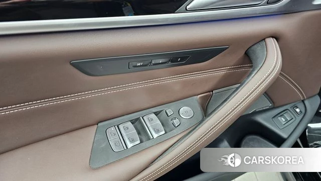 BMW 5 Series (G30) id 4744658 из Кореи 20