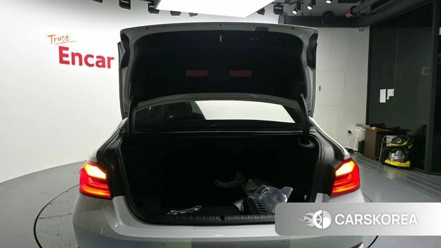 BMW 5 Series (G30) id 4294929 из Кореи 20