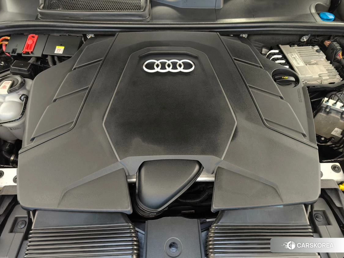 Audi Q8 id 4462112 из Китая 20