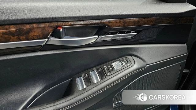 Genesis G90 id 4196457 из Кореи 20