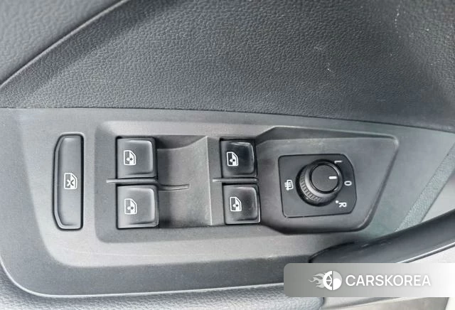 Volkswagen Tuyue id 4278134 из Китая 20