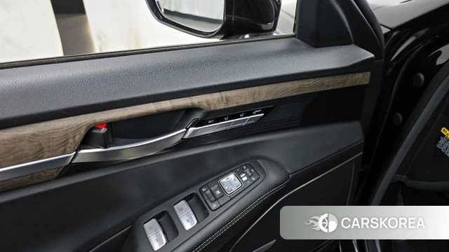 Genesis G90 id 4269084 из Кореи 20
