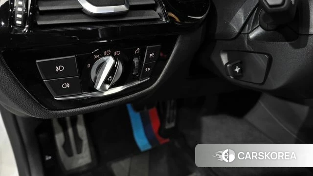 BMW 5 Series (G30) id 4619927 из Кореи 20