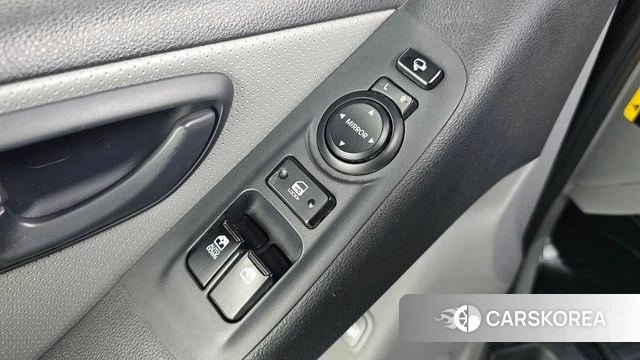 Hyundai The New Grand Starex id 4459171 из Кореи 20