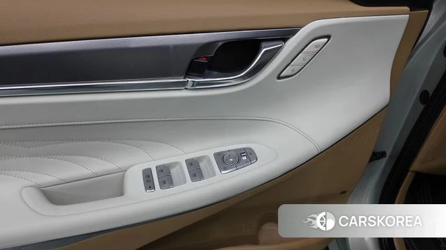 Hyundai The New Grandeur IG Hybrid id 4187817 из Кореи 20