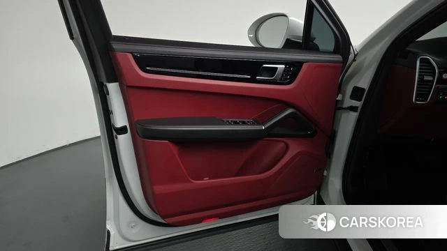 Porsche Cayenne (PO536) id 4344898 из Кореи 20