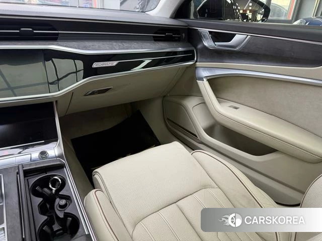 Audi A6L id 4321280 из Китая 20