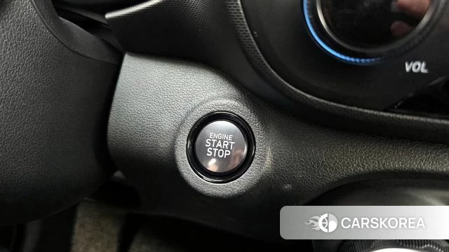 Hyundai Venue id 4383955 из Кореи 20