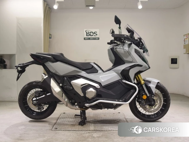 Honda X-ADV 750 id 3950108 из Японии 20