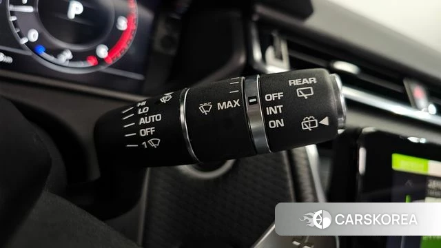 Land Rover Range Rover Velar id 4563503 из Кореи 20