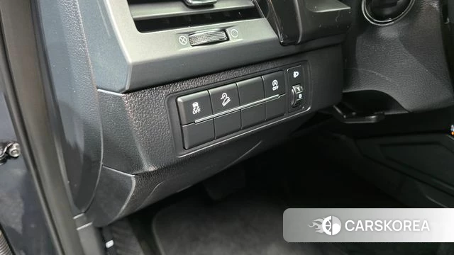 Ssangyong The New Rexton Sports Cannes id 4489067 из Кореи 20